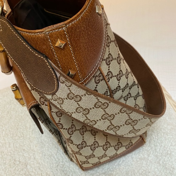 Gucci Logo Bamboo Shopper Tote w/ Shoulder Strap - Picture 7 of 14